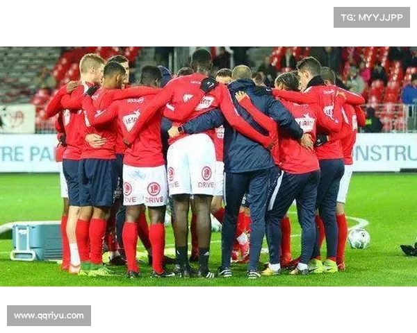 俄超苏维埃之翼成功保级 伏尔加格勒足球迎来崭新篇章 俄超苏维埃之翼成功保级 伏尔加格勒足球迎来崭新篇章